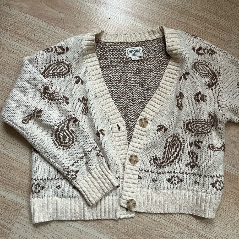American Eagle Cream Paisley Button-Up Cardigan Sweater